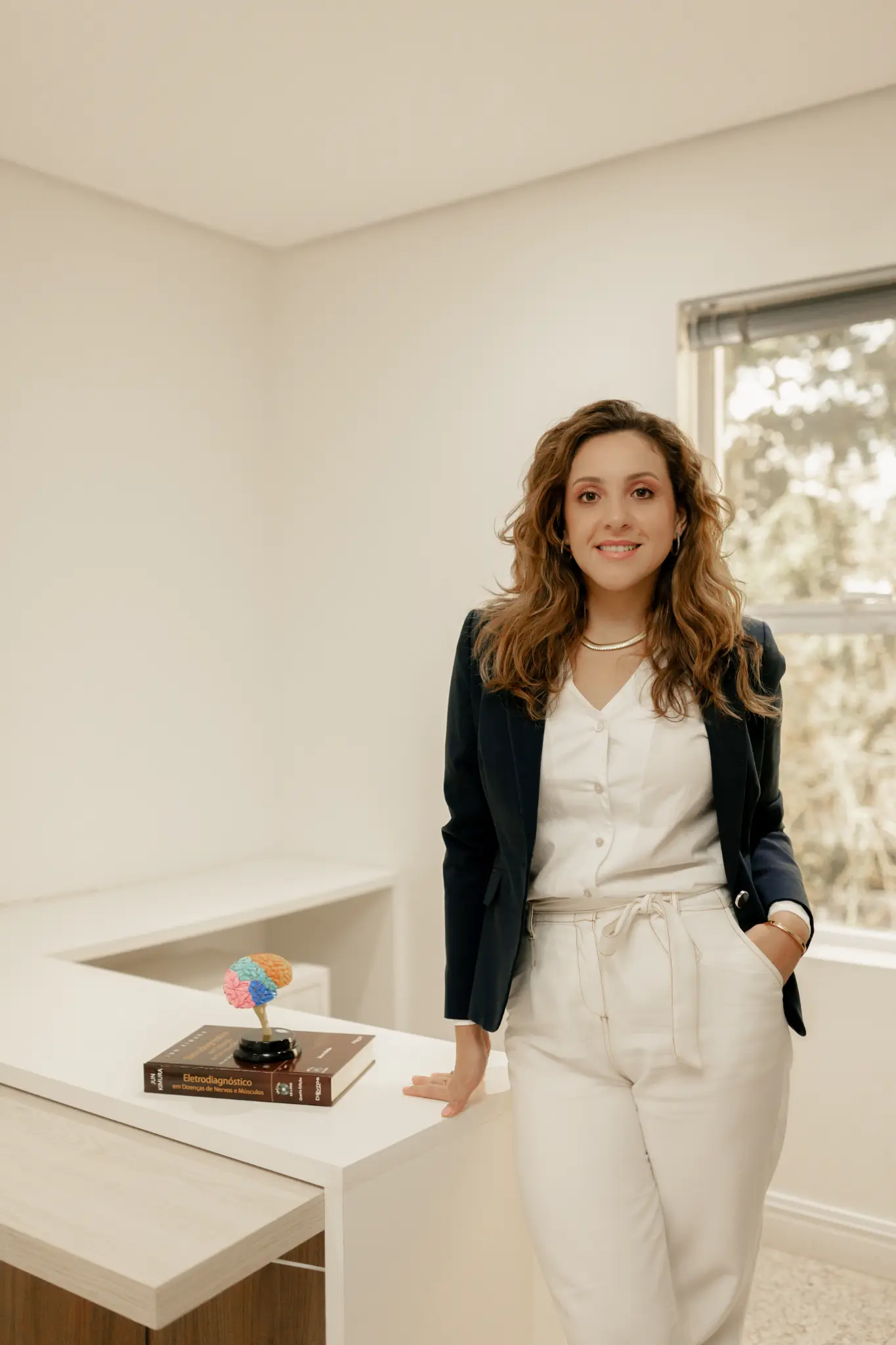 Dra. Thalita Martinelli, neurologista e neurofisiologista em Chapecó, SC